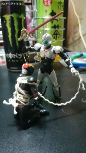 【画像】 覚えたての亀甲縛りを披露する