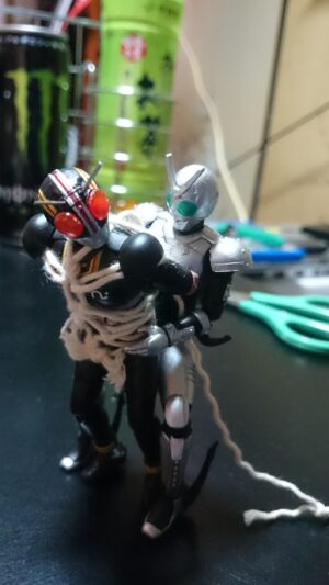 【画像】 覚えたての亀甲縛りを披露する