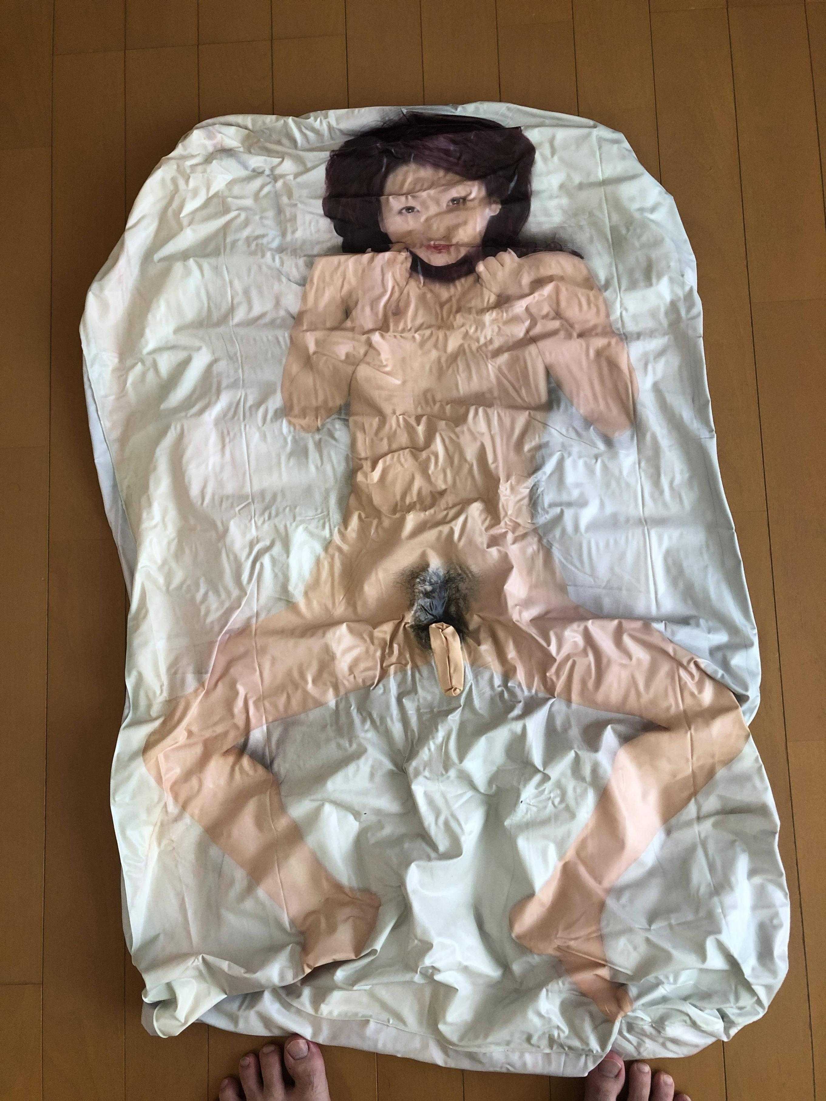 【画像】 5000円のエッチ福袋から出てきた風船